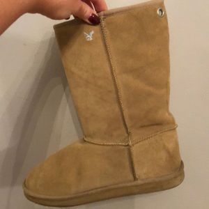 AE boots “Ugg style”